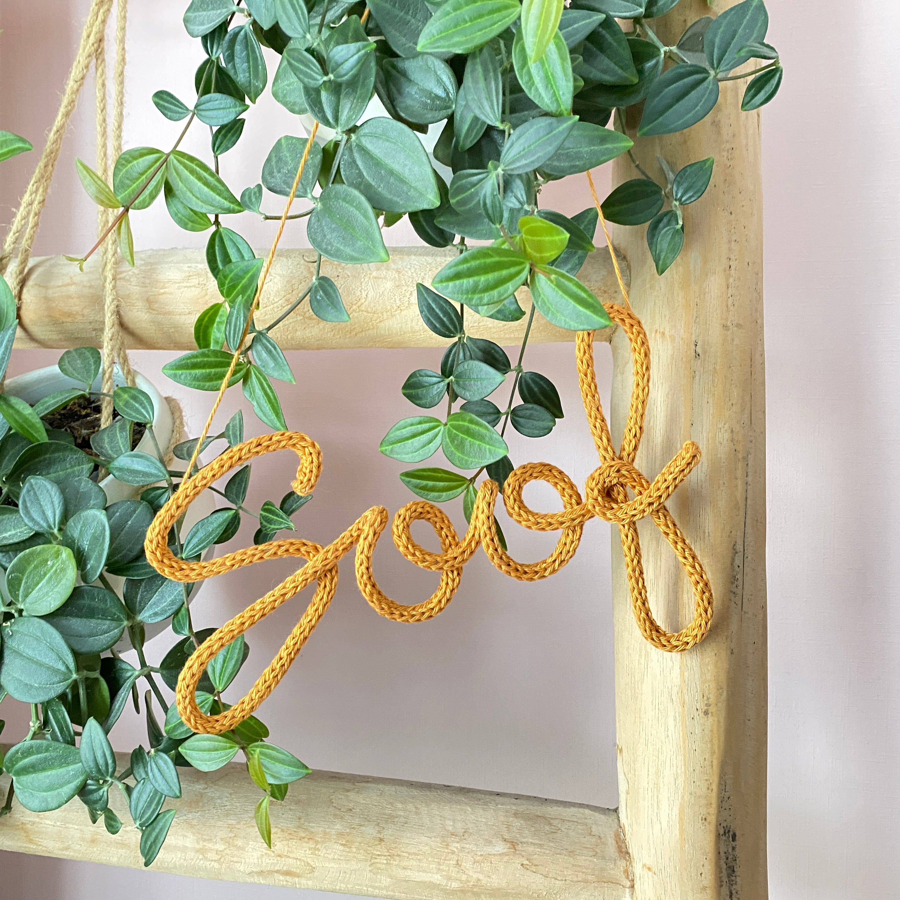 Naamhanger Grote letters