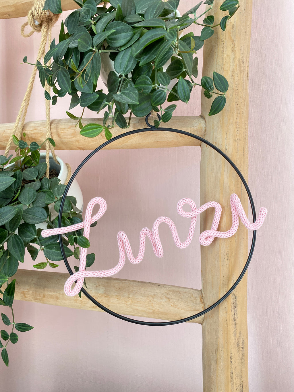 Wandhanger metaal met naam